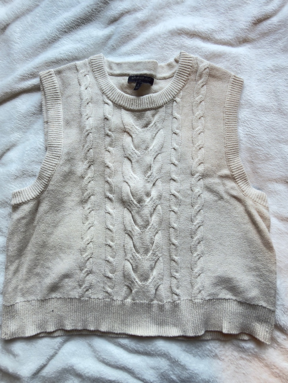 Banana Republic Cream Cable Knit Sweater Vest Size Large